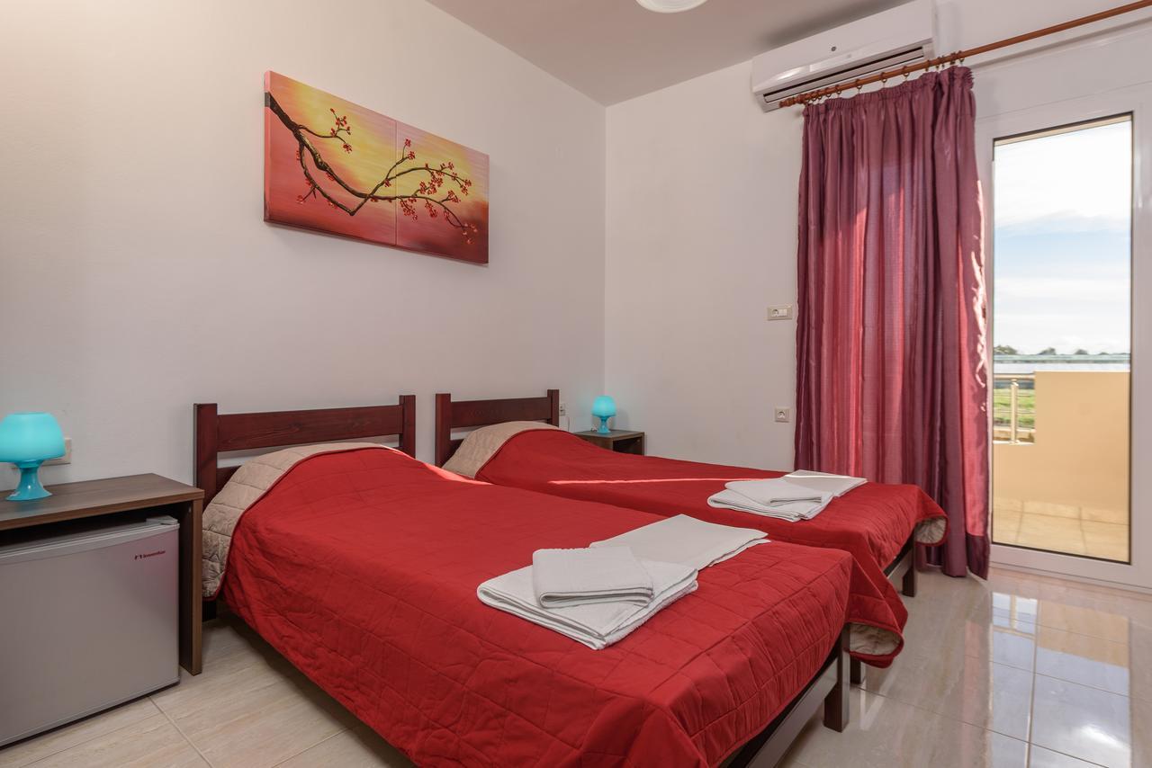 Elpidis Villa Kokkinos Pirgos Exteriér fotografie