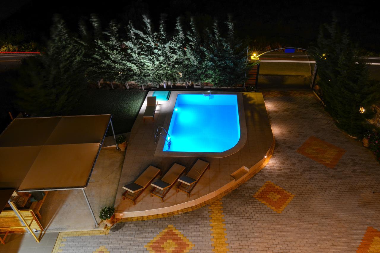 Elpidis Villa Kokkinos Pirgos Exteriér fotografie