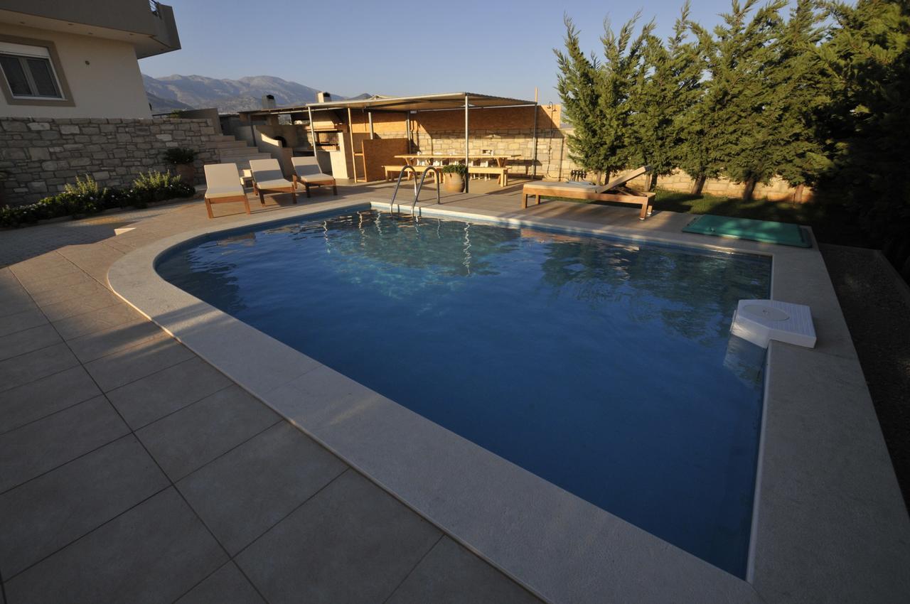 Elpidis Villa Kokkinos Pirgos Exteriér fotografie